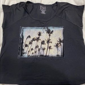 Billabong charcoal t-shirt